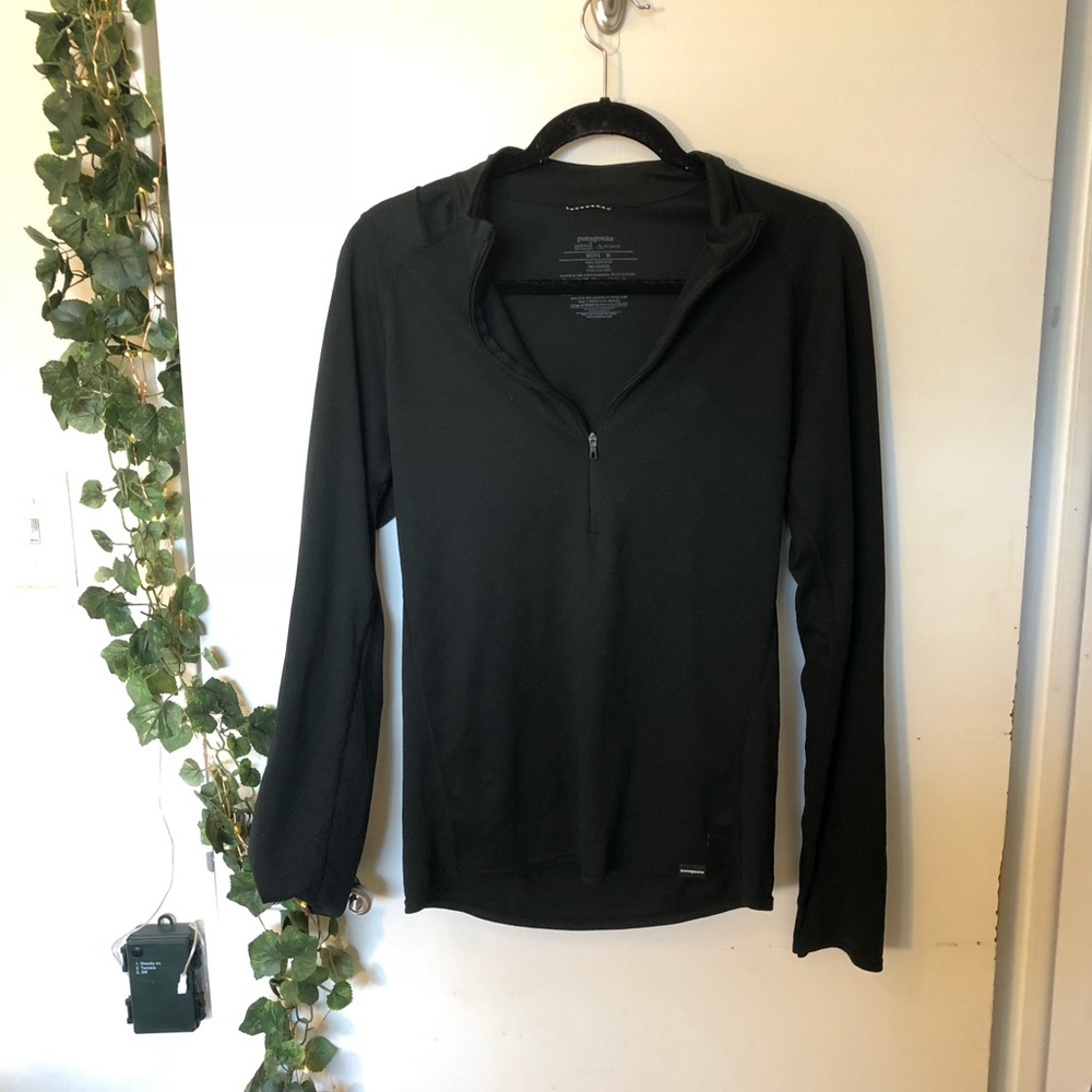 PATAGONIA LIGHT WEIGHT PULL OVER